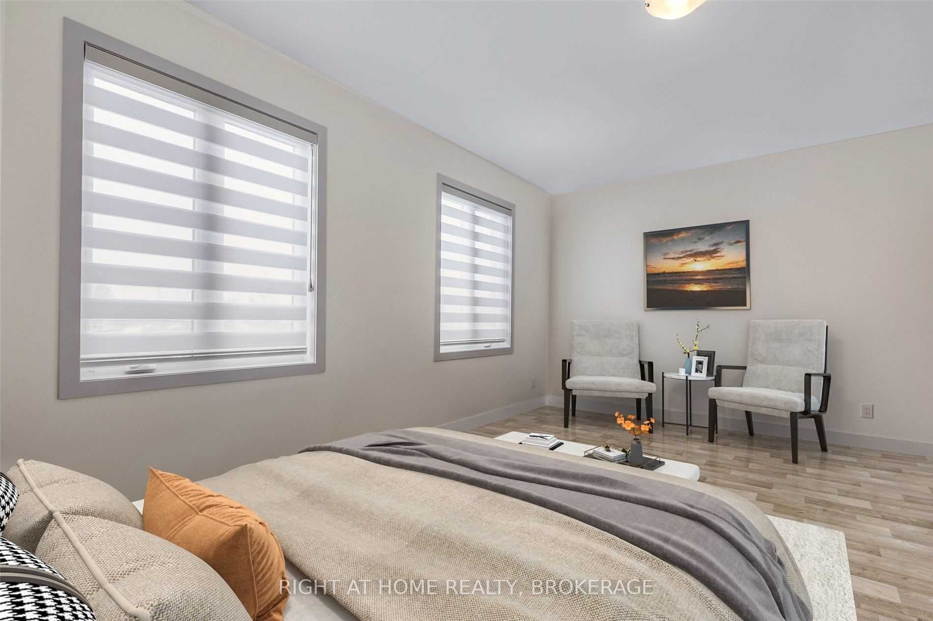 24 Howick Lane