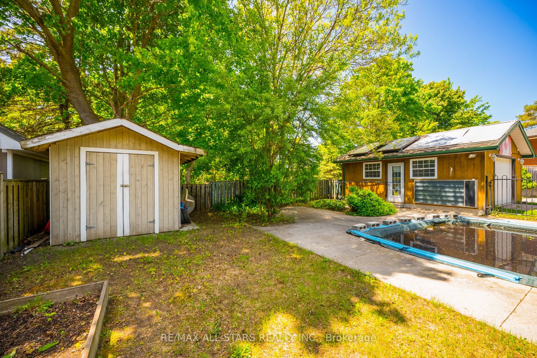 18 Tindall Lane