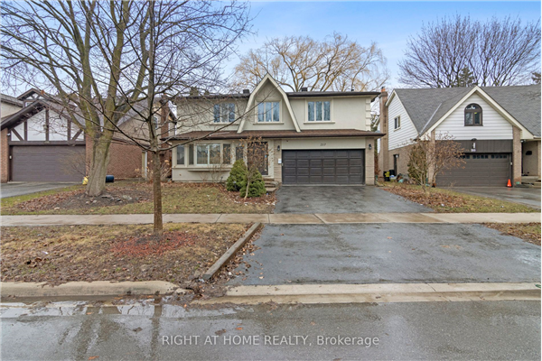 217 Centre St W, Richmond Hill