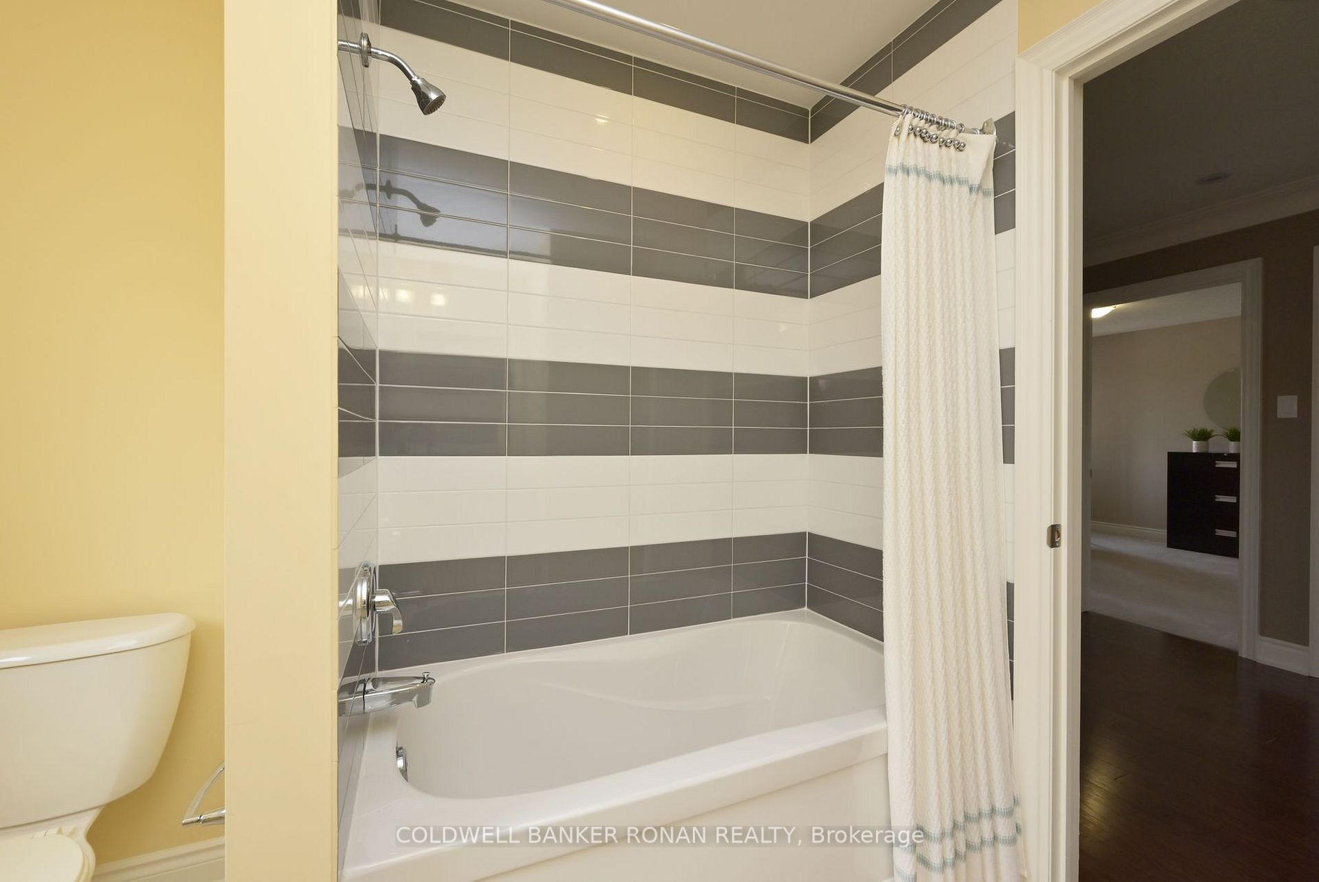 Listing N6049120 - Large Photo # 21