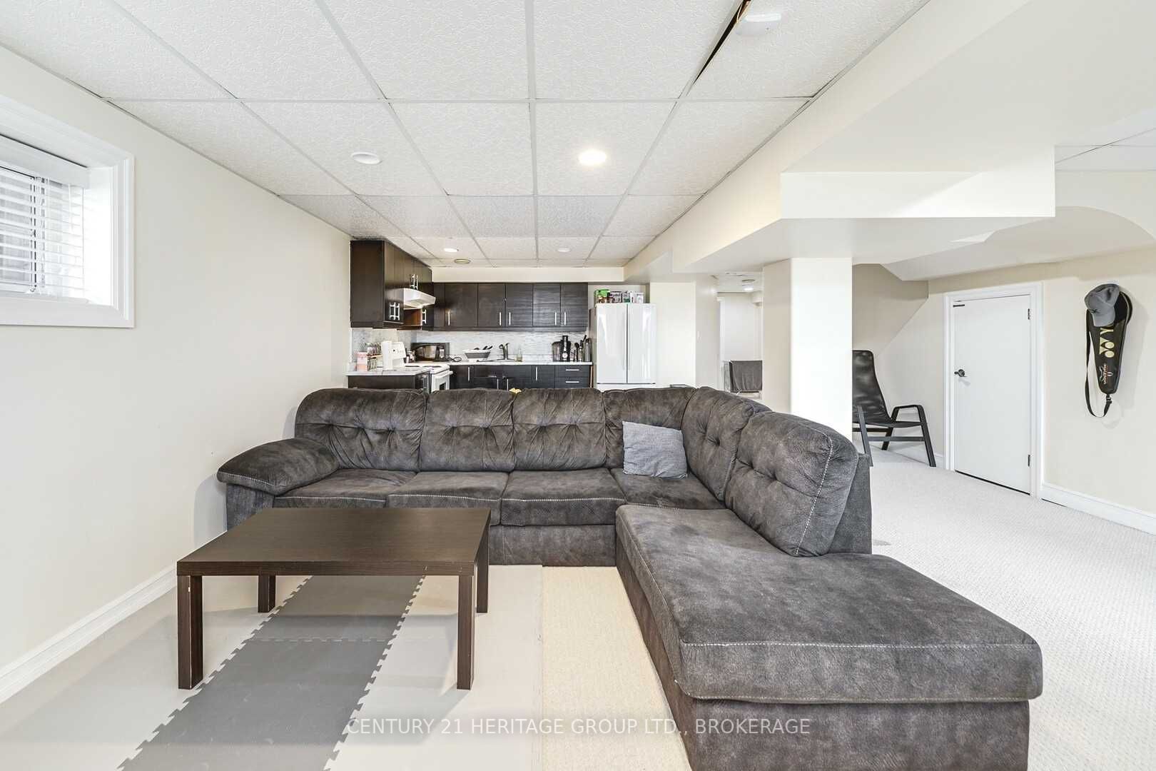 116 Metcalfe Dr