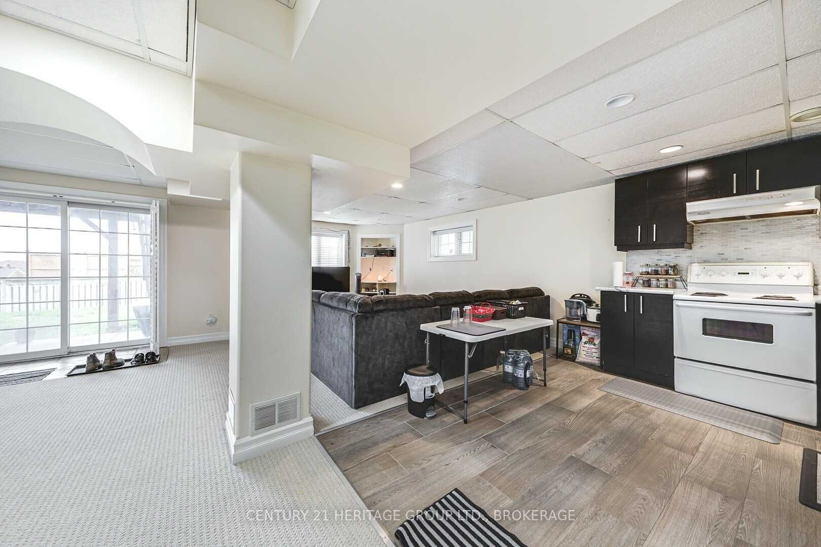 116 Metcalfe Dr