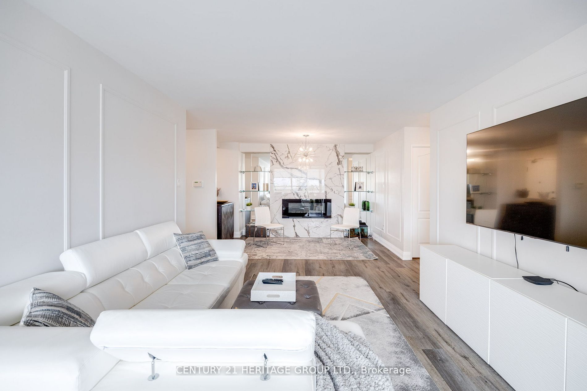 7 Townsgate Dr, #707