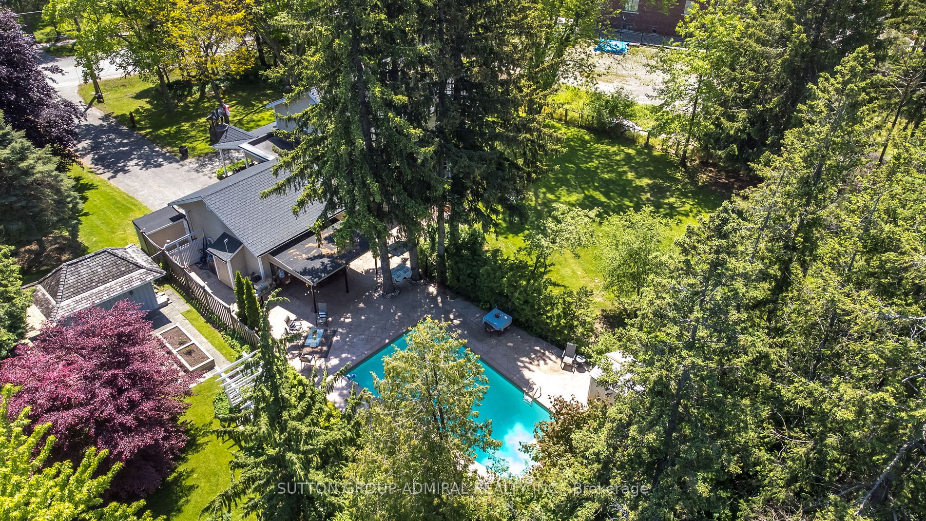 117 Arnold Cres
