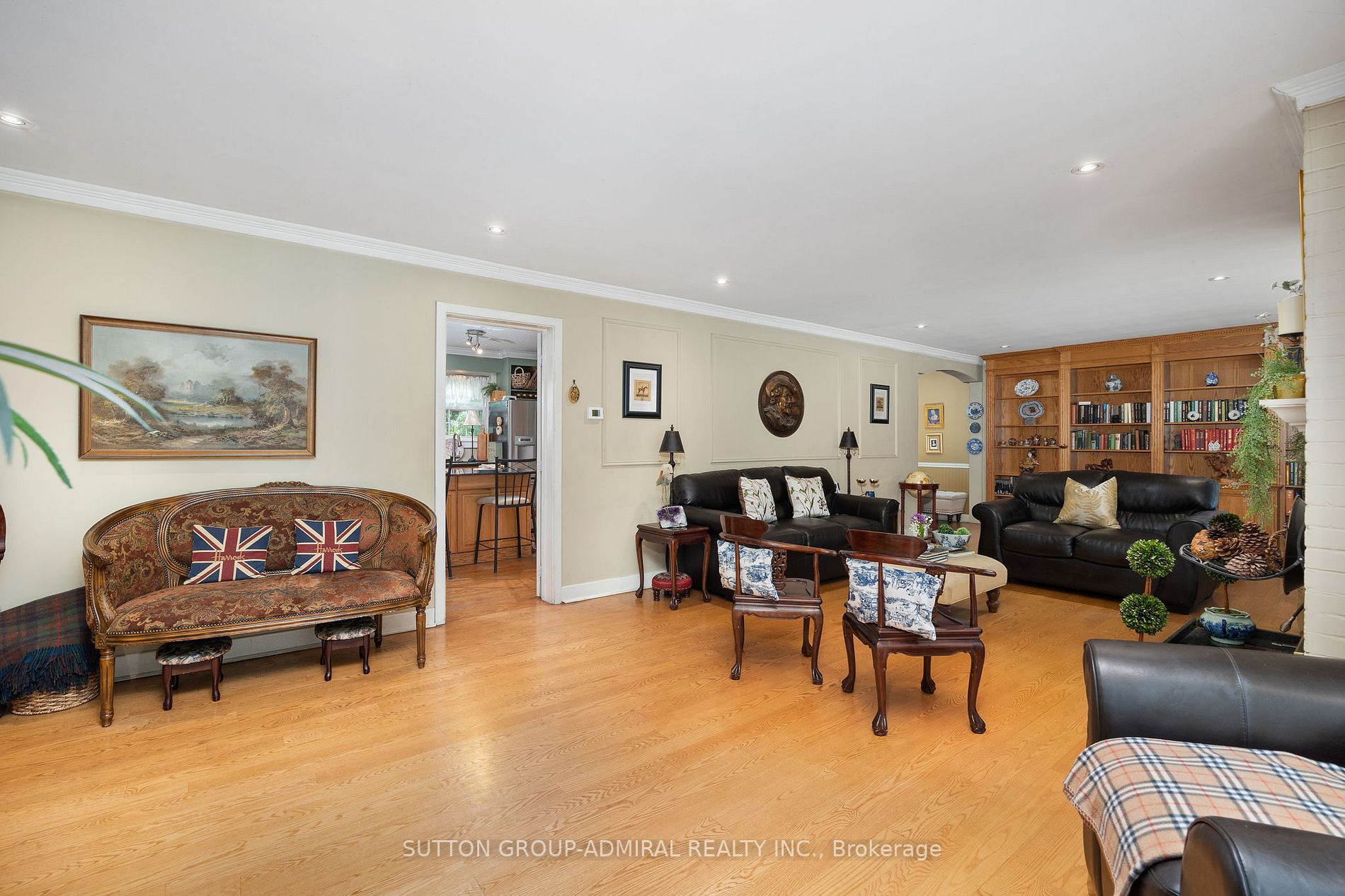 117 Arnold Cres