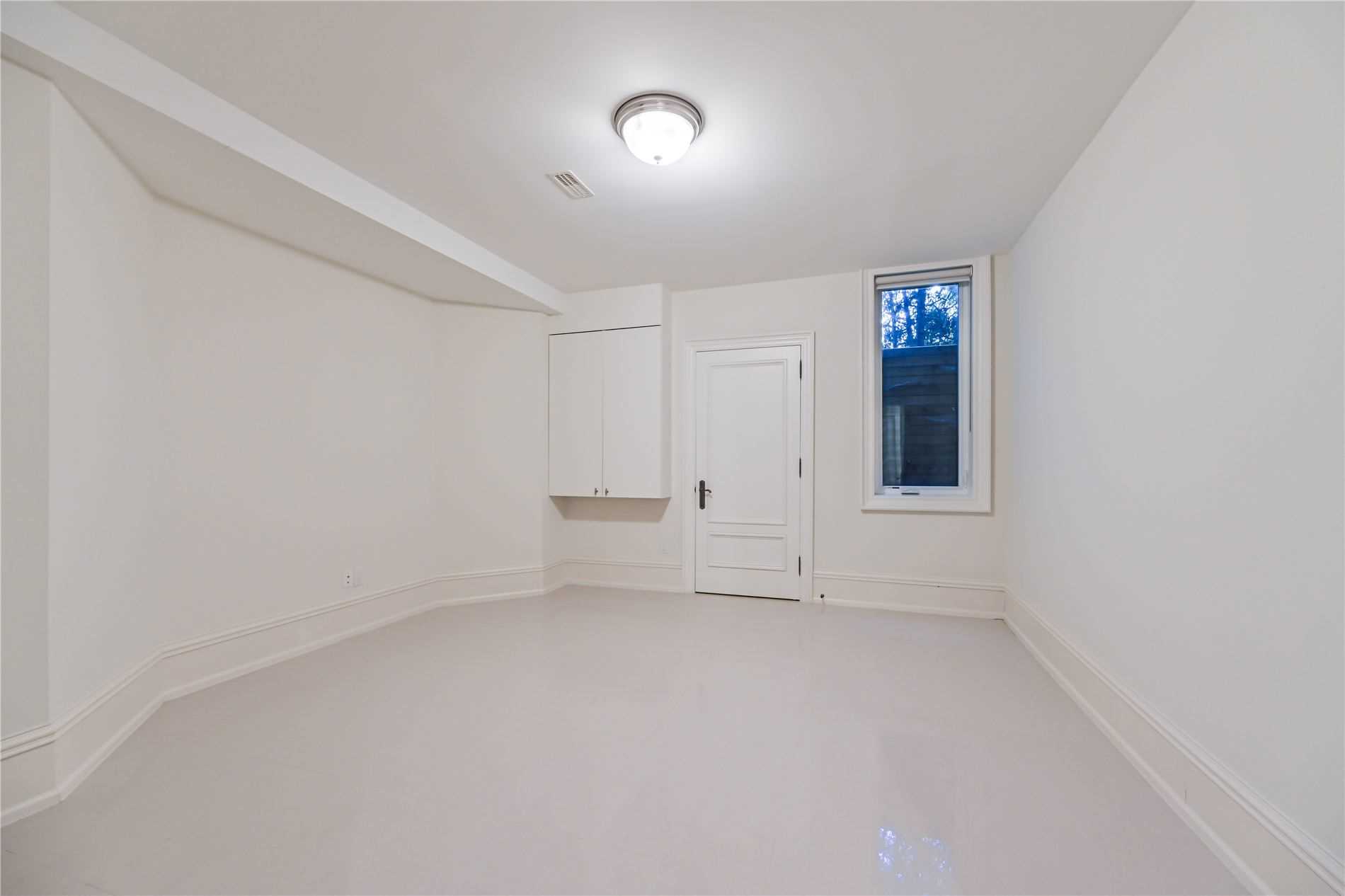 148 Hillsview Drive