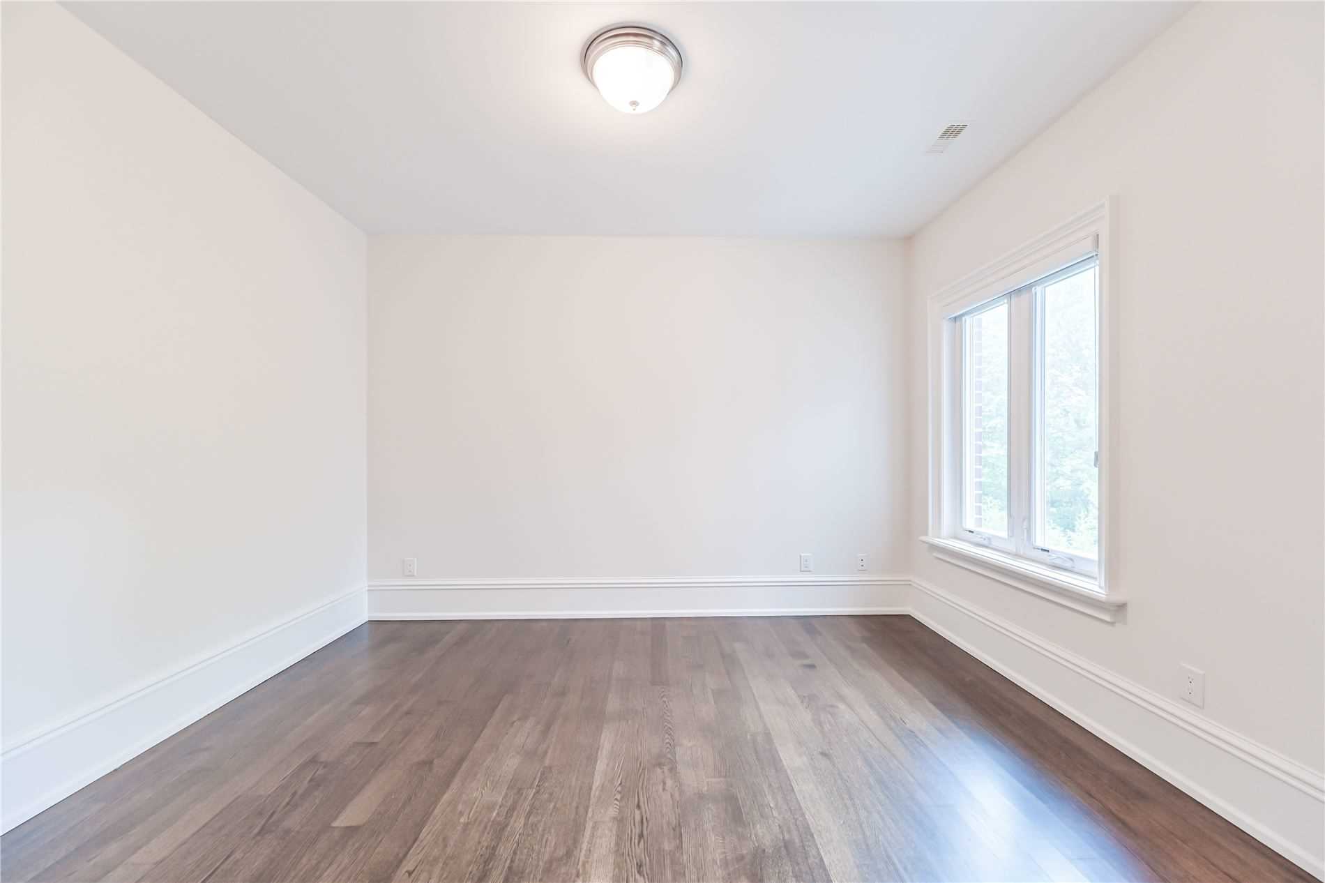 148 Hillsview Drive