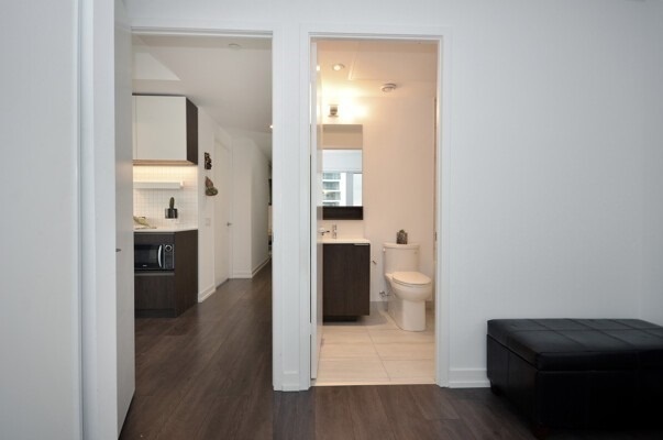 898 Portage Pkwy, #1709