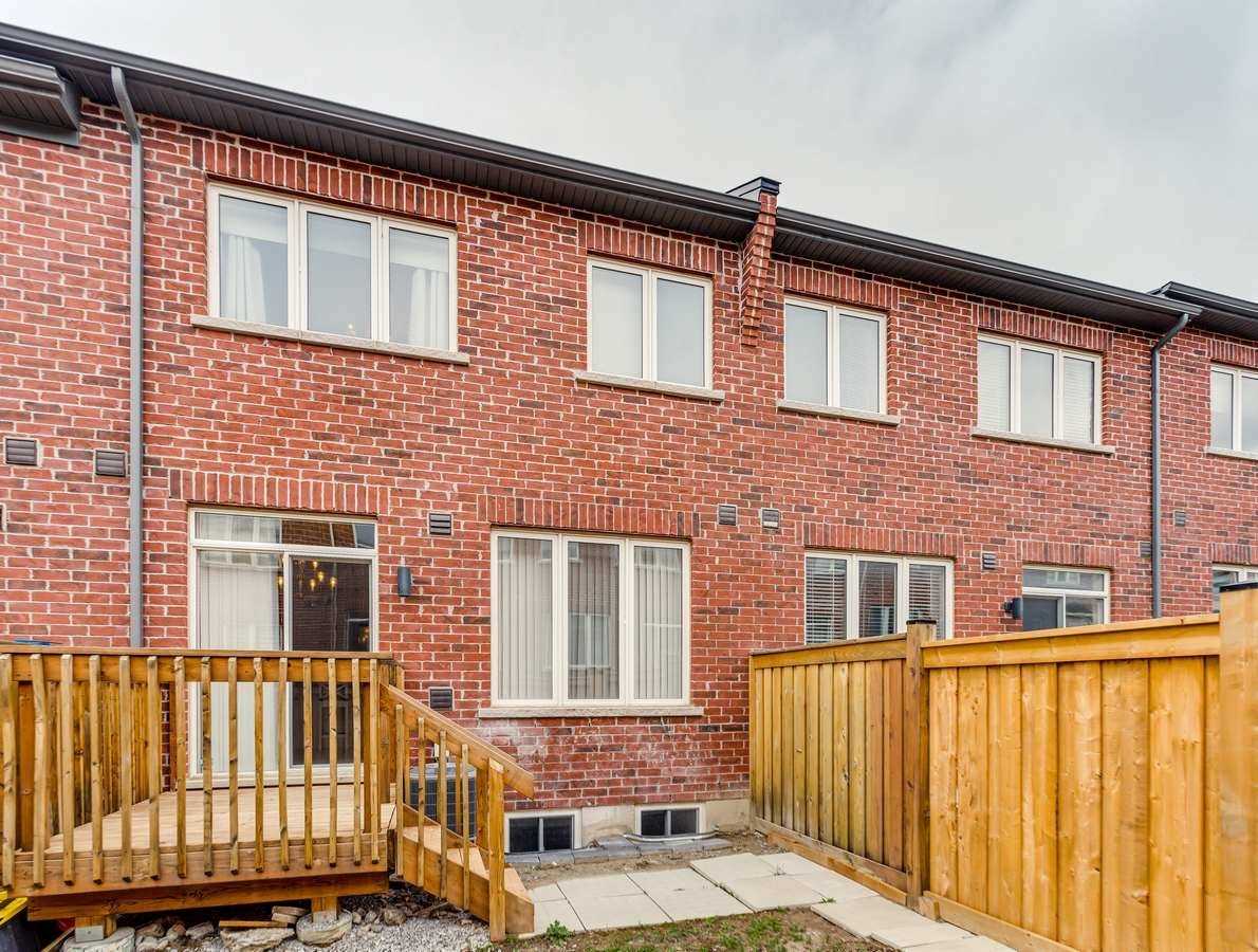 59 Dundonald Trail