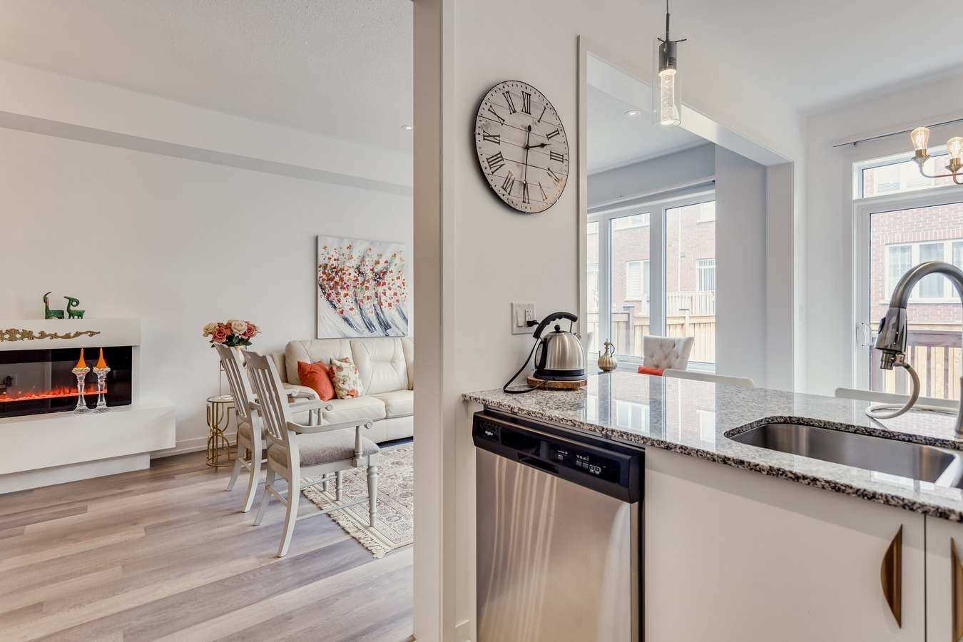 59 Dundonald Trail