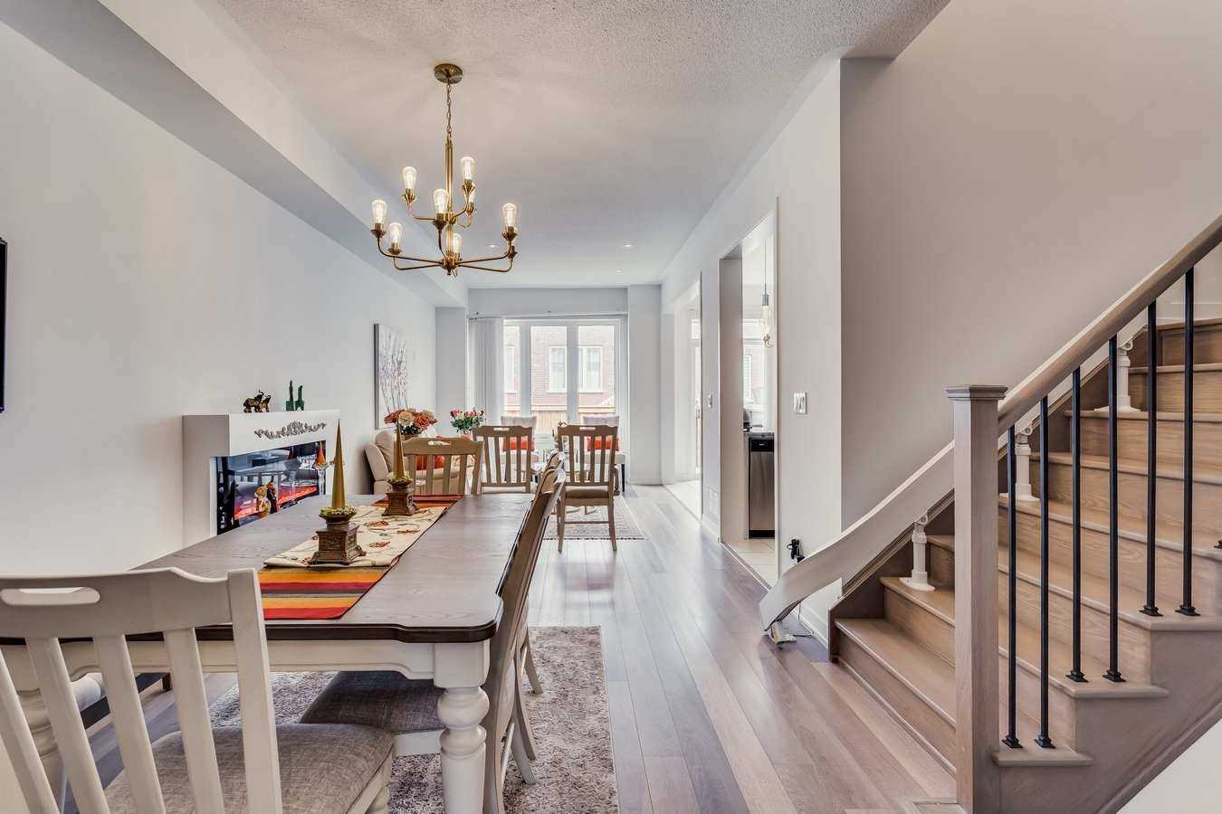 59 Dundonald Trail