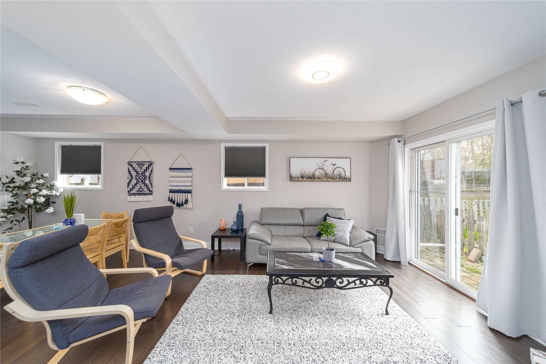 2282 Crystal Beach Rd