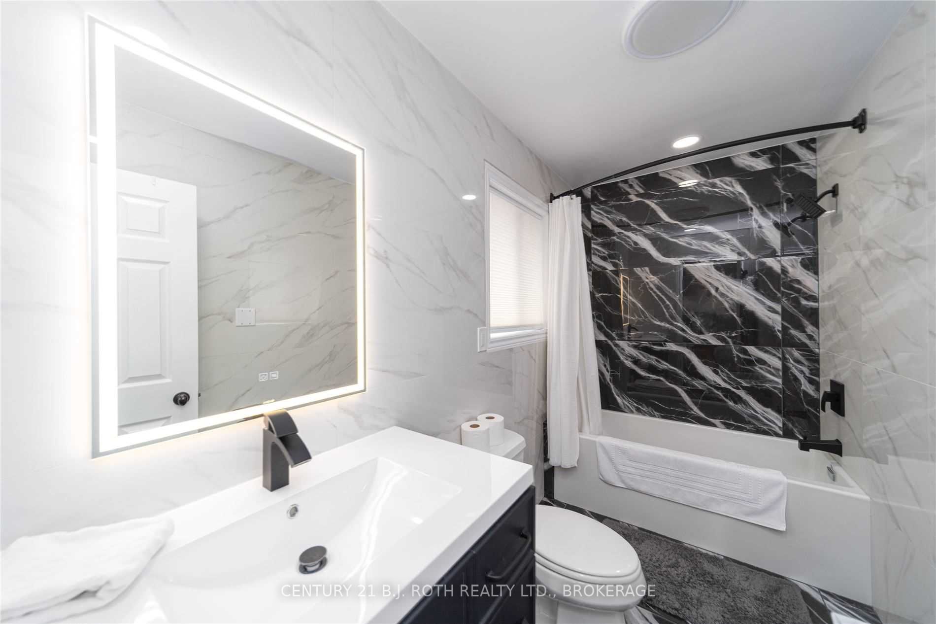 2282 Crystal Beach Rd