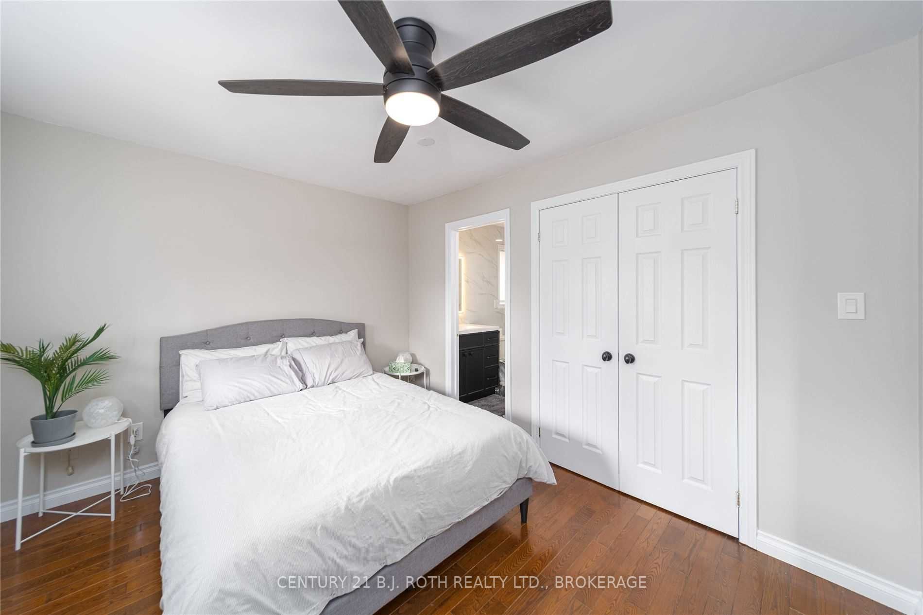 2282 Crystal Beach Rd