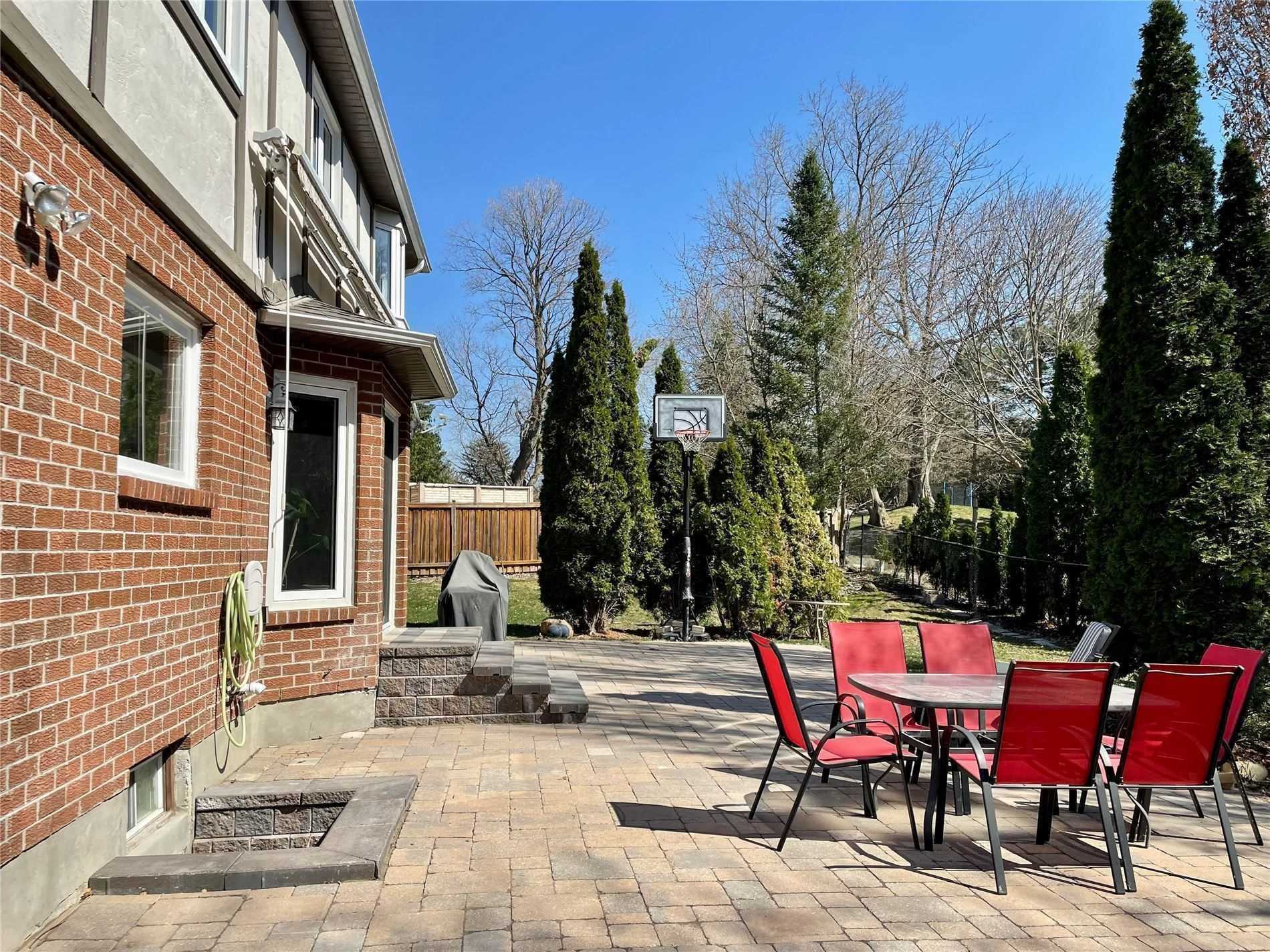 5 Willis Drive