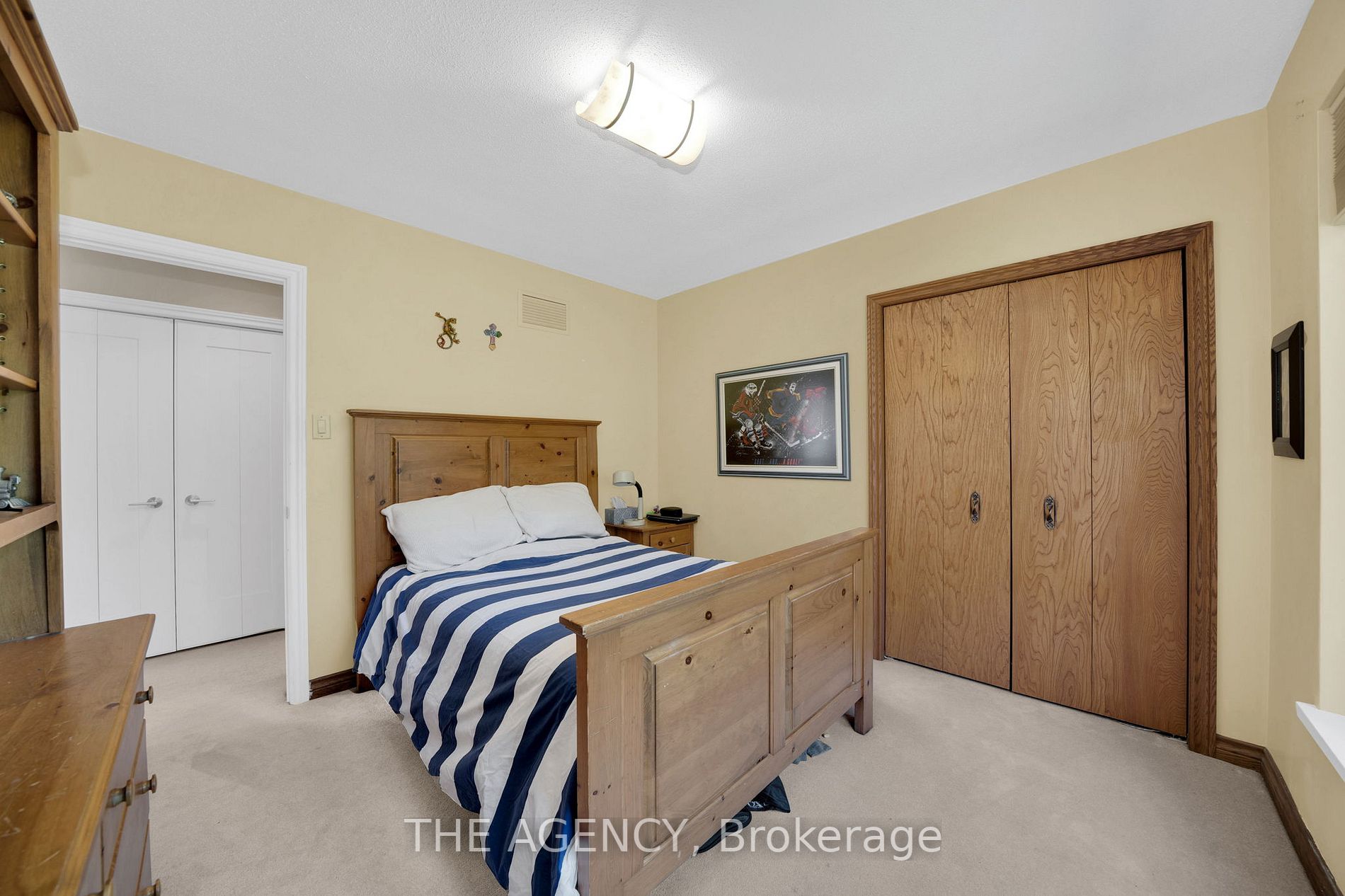 44 Watch Hill Rd E