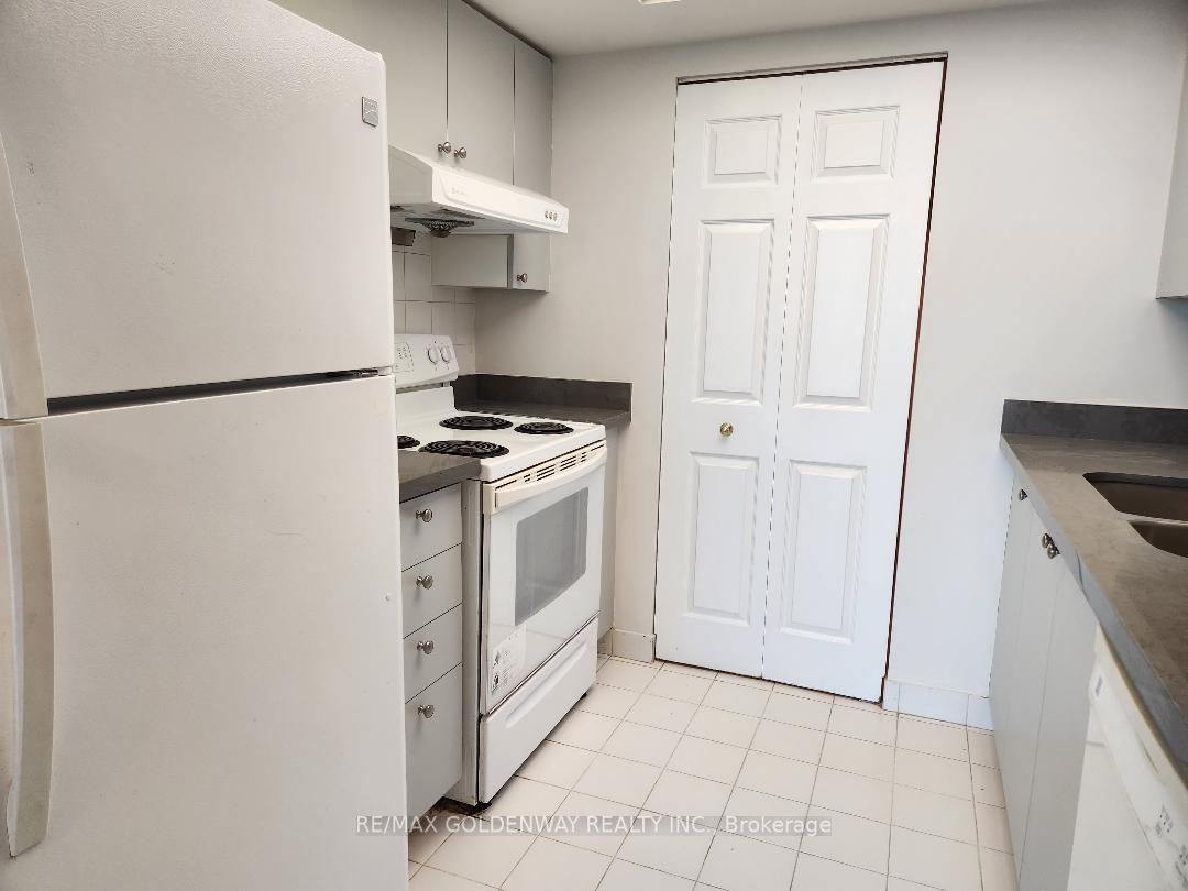 7825 Bayview Avenue, #722