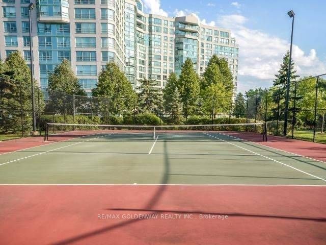 7825 Bayview Avenue, #722