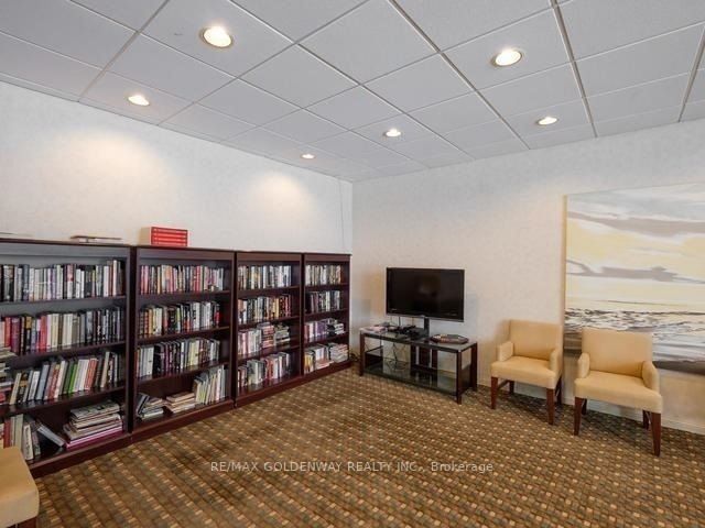7825 Bayview Avenue, #722