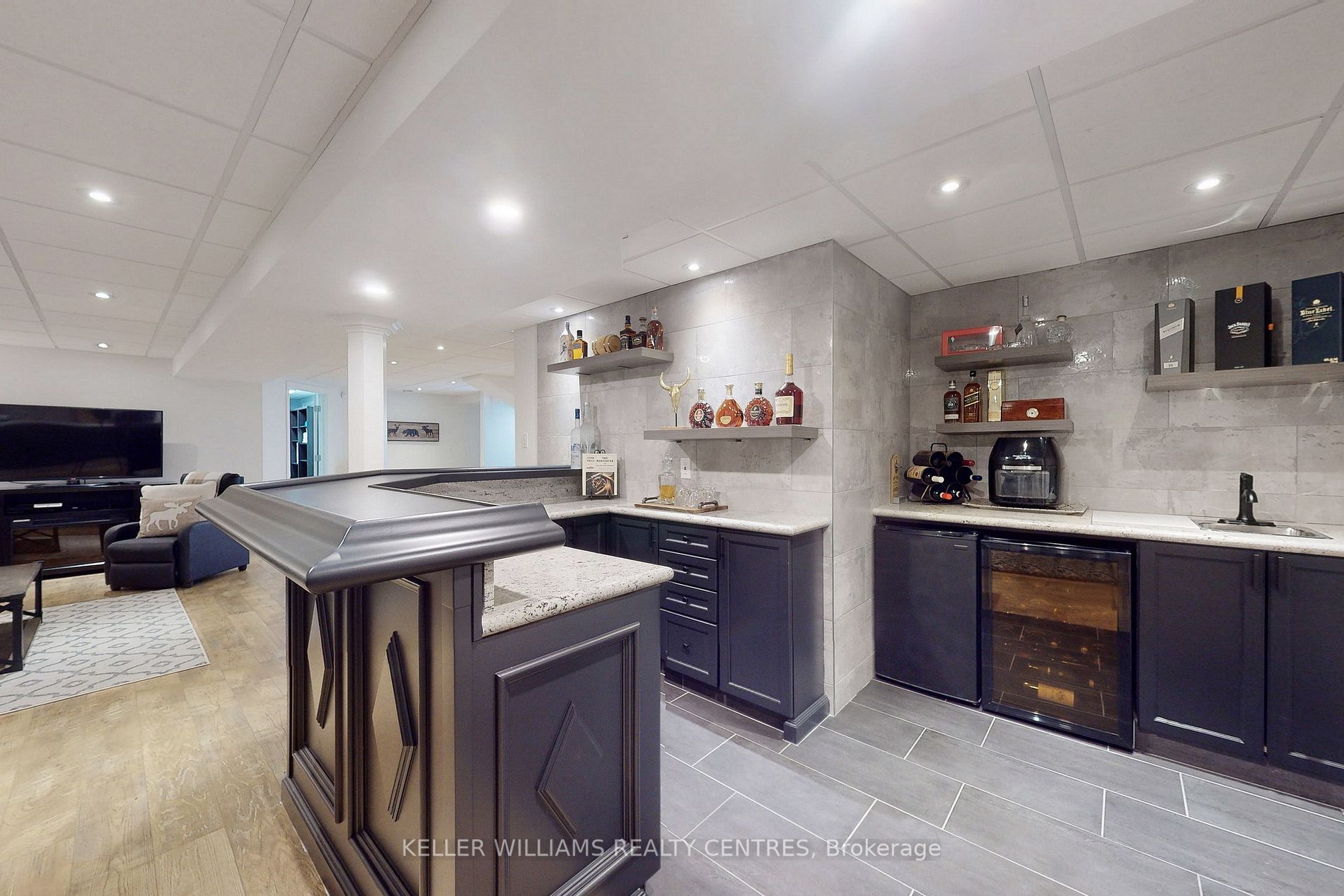 53 Gardiner Dr
