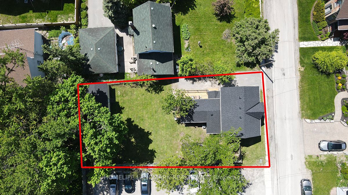 22 Duchess St
