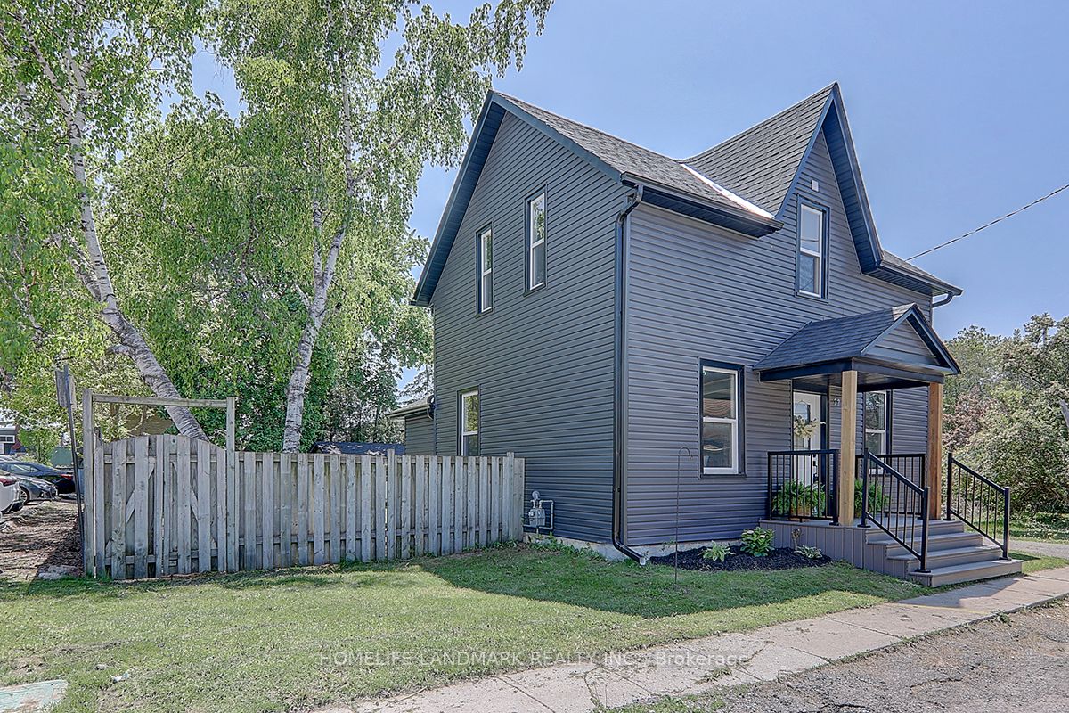 22 Duchess St