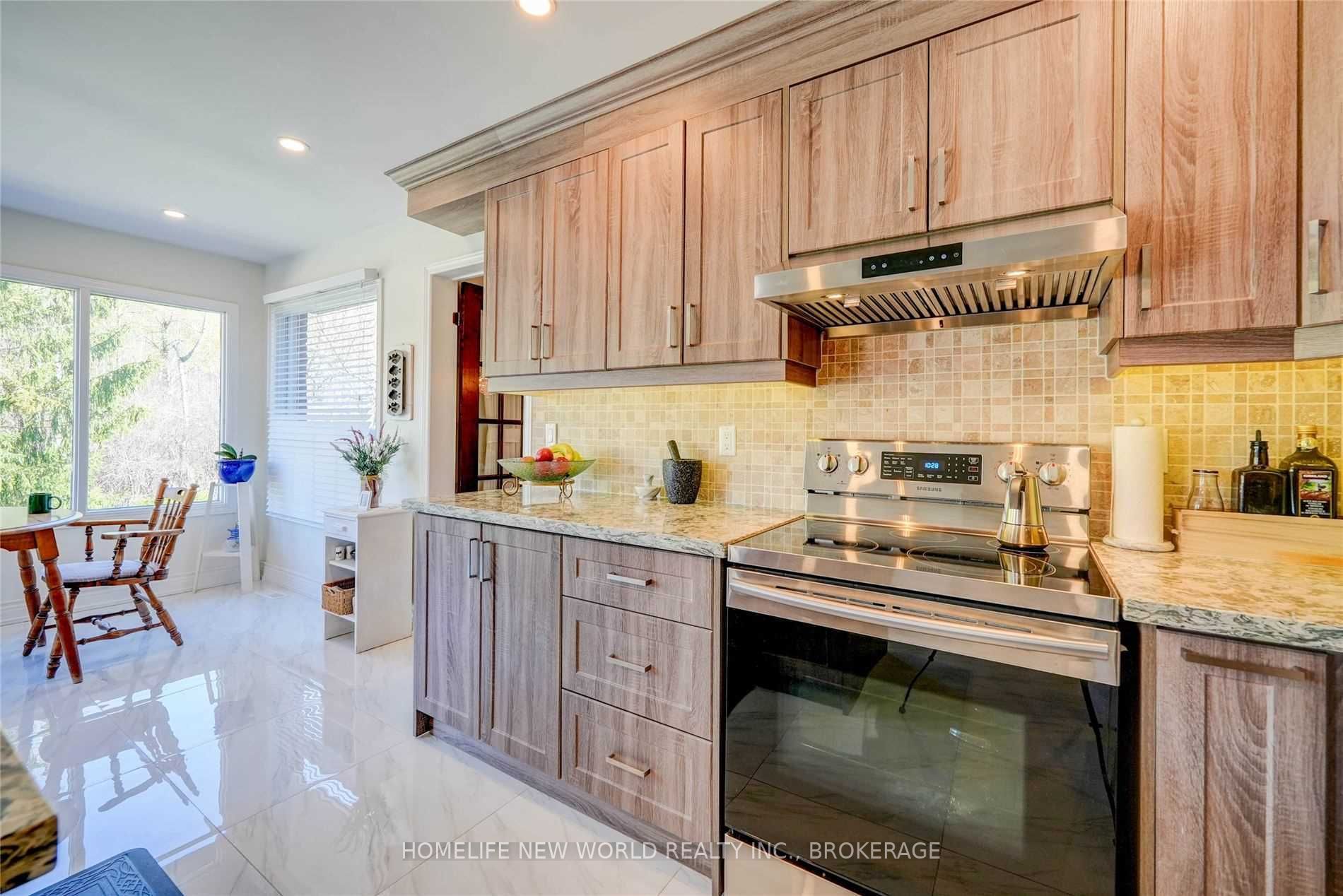 36 Blyth St
