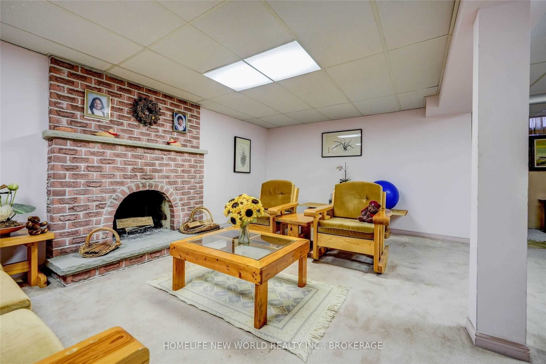 36 Blyth St