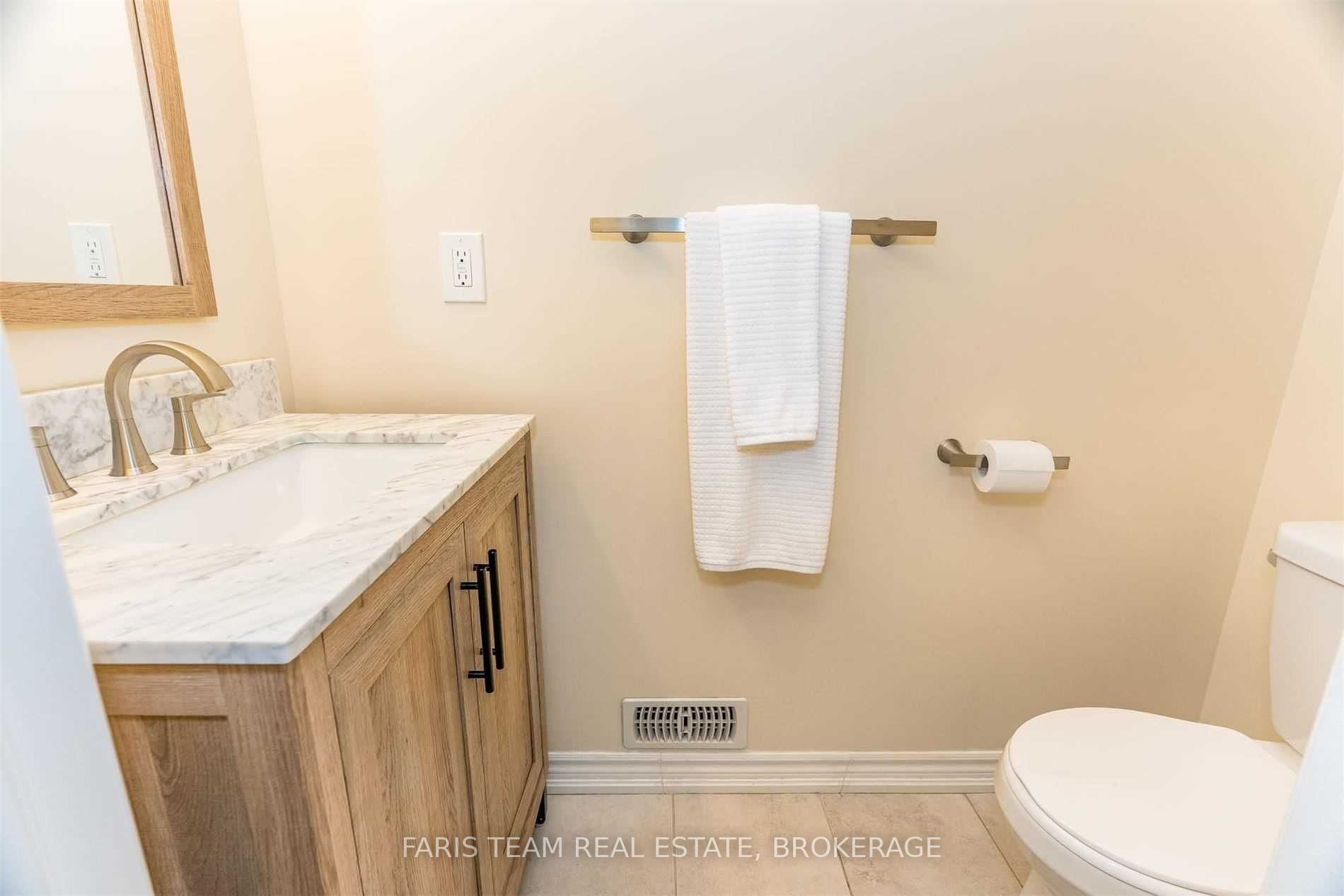Listing N6053085 - Large Photo # 12