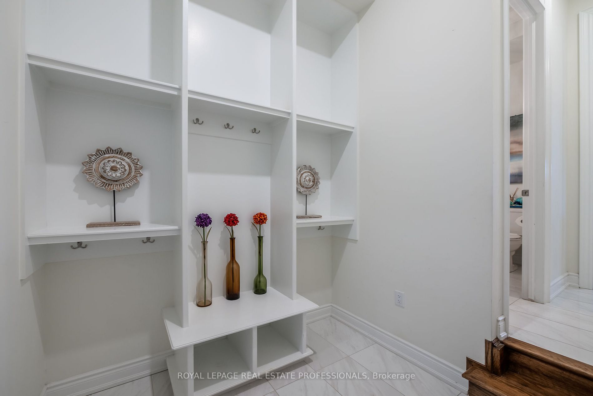23 Grace Lake Crt