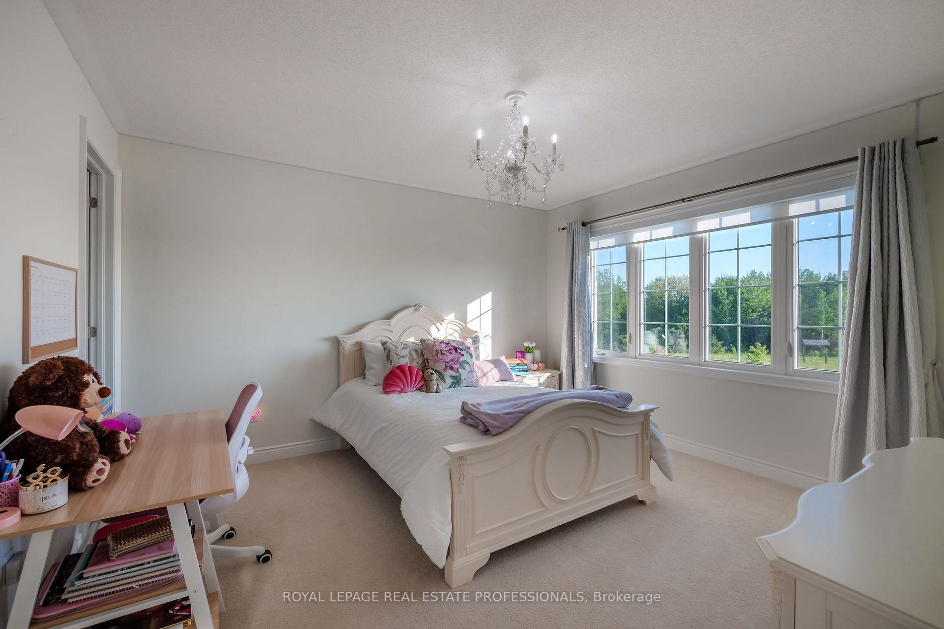23 Grace Lake Crt