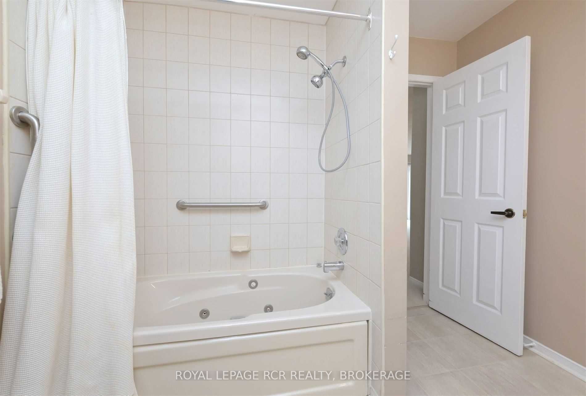Listing N6054609 - Large Photo # 16