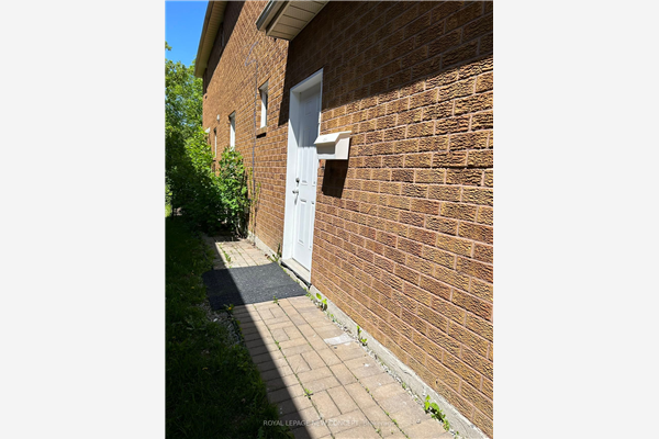 96 Bernard Ave, Richmond Hill