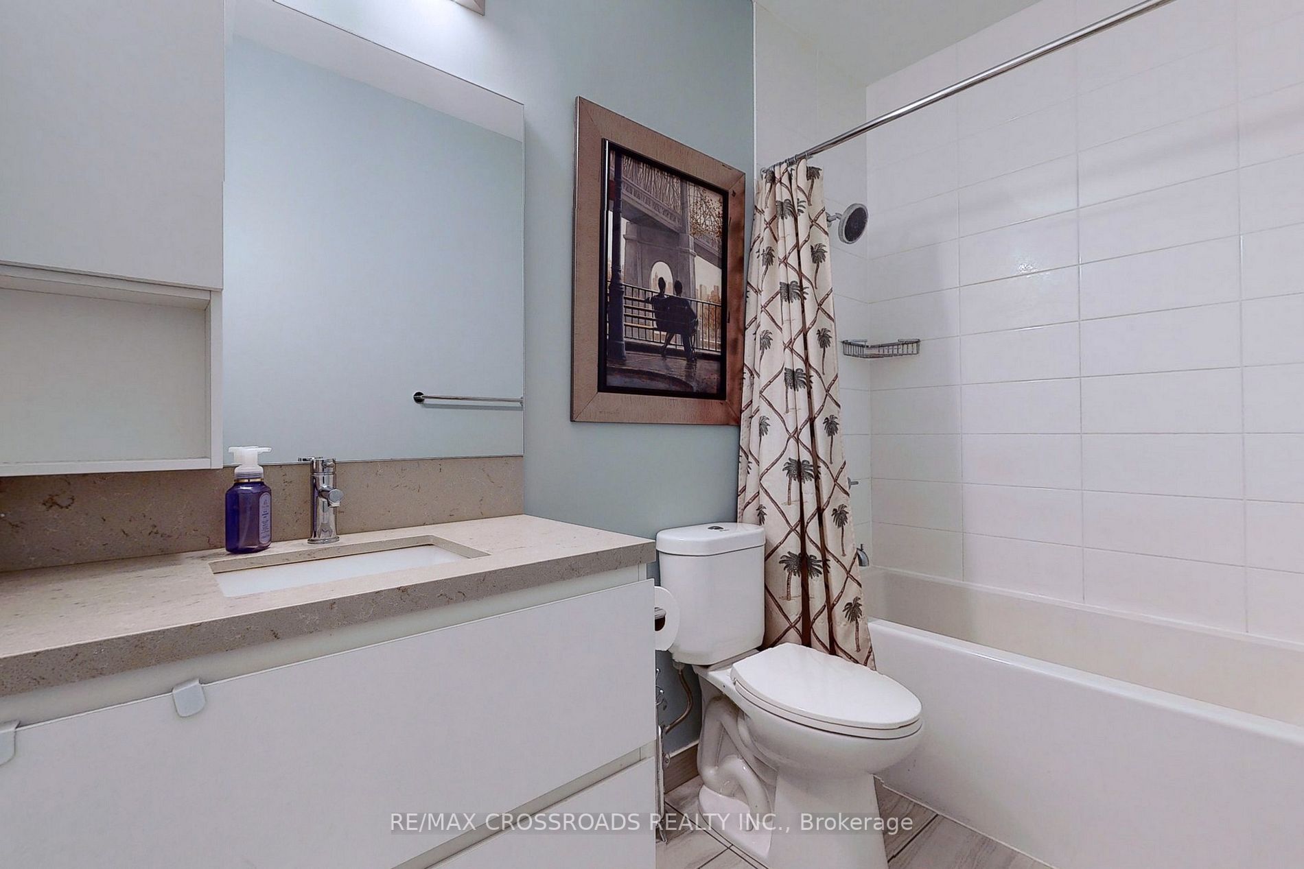 15 Water Walk Dr, #207