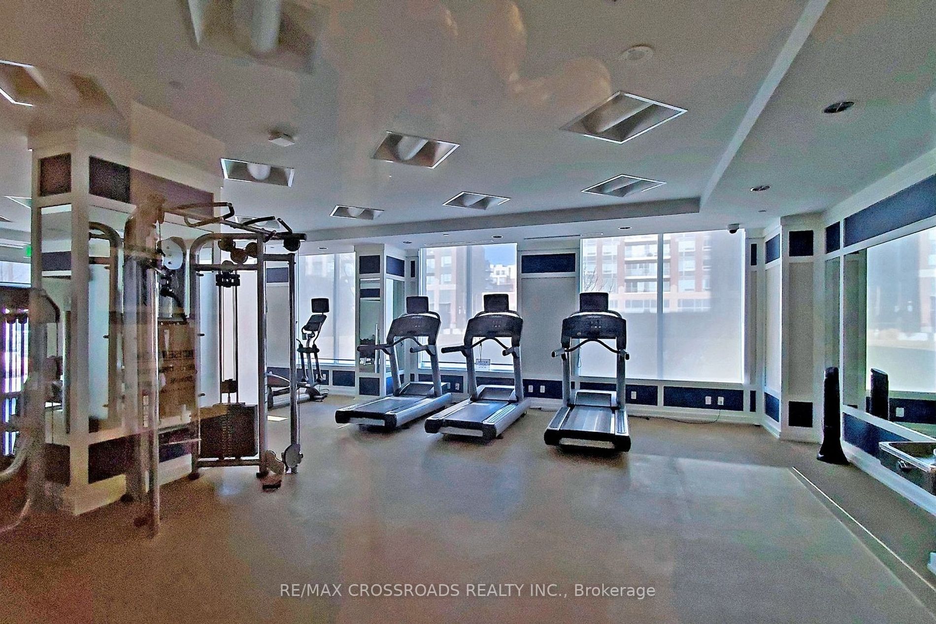 15 Water Walk Dr, #207