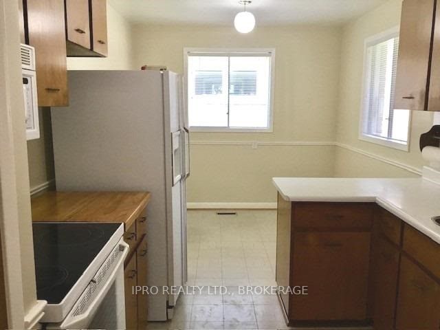 114 Clark Ave