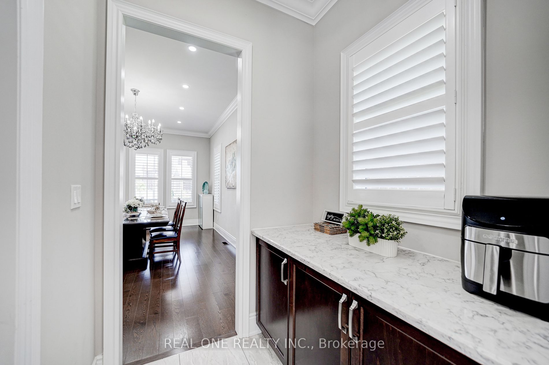 52 Ken Sinclair Cres