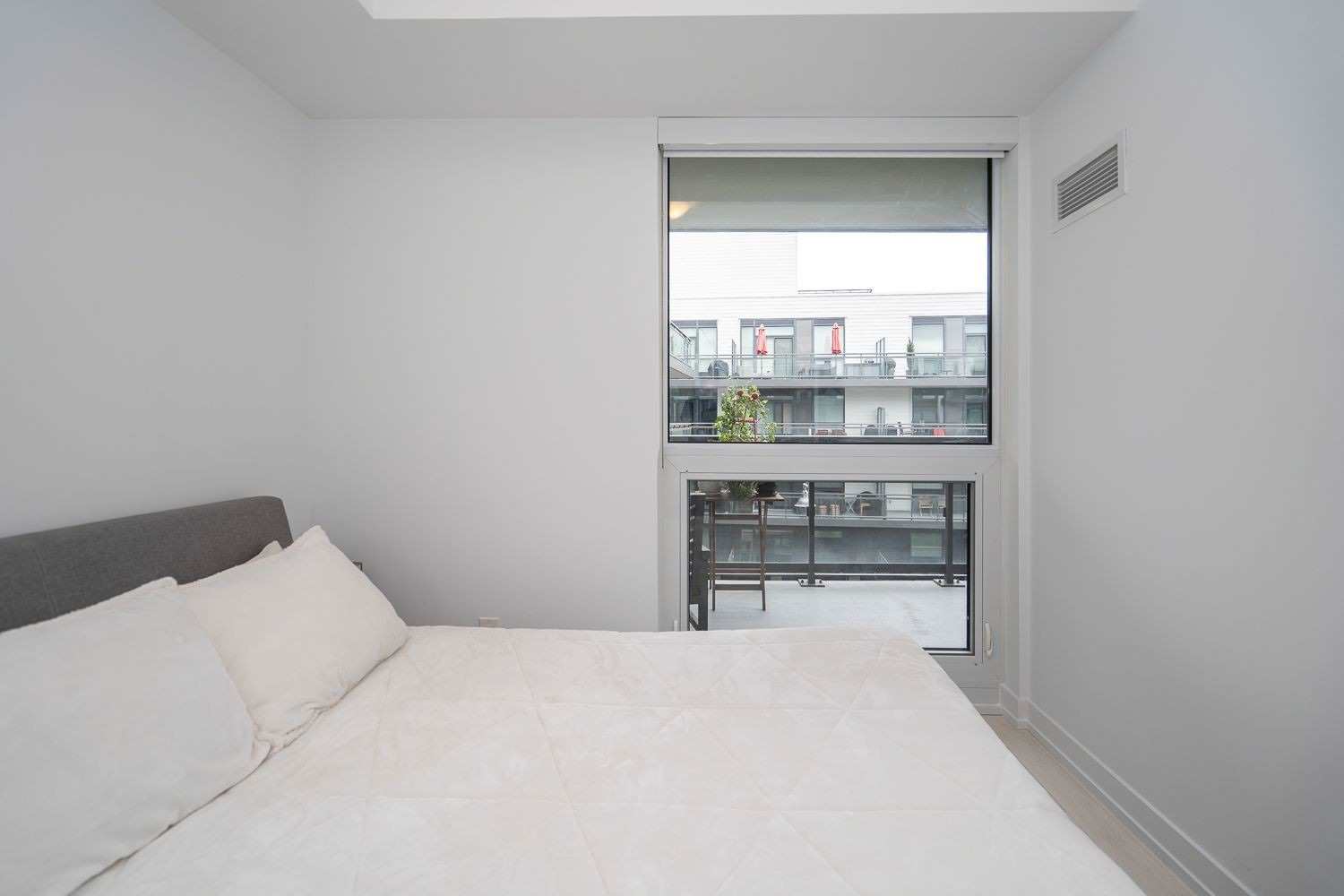 271 Sea Ray Avenue, #B304