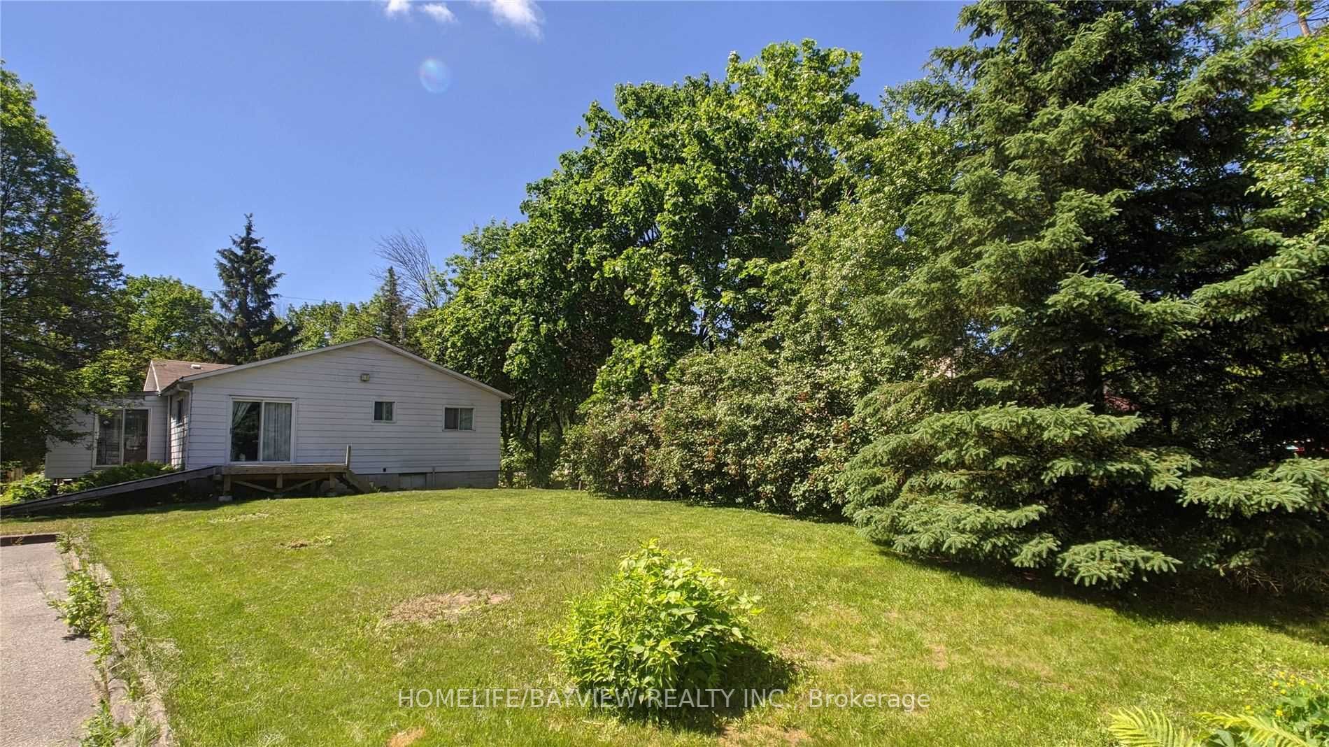 364 Queensville Sdrd W