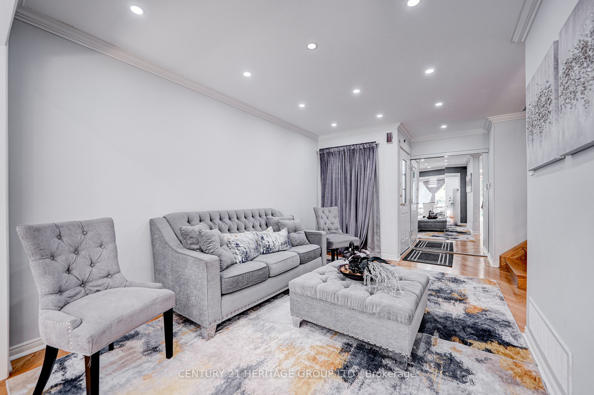728 Shanahan Blvd