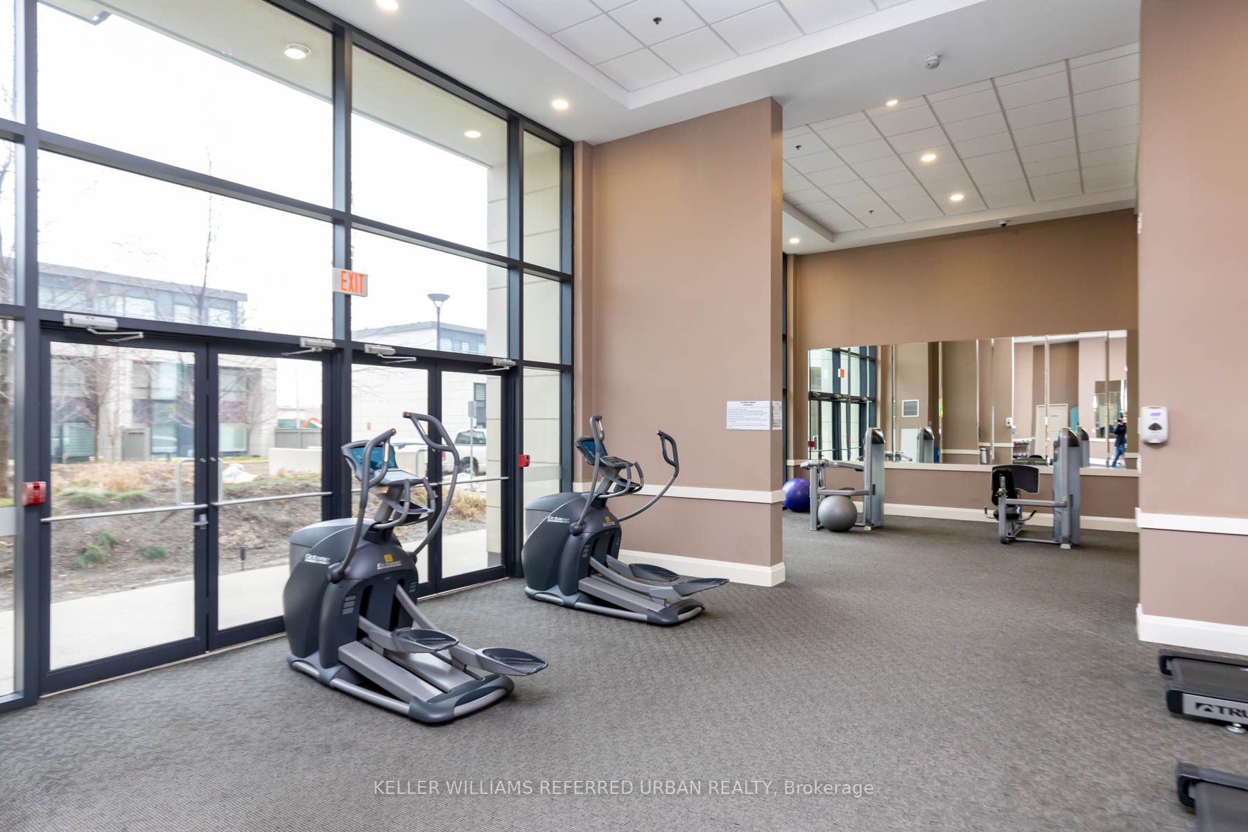 24 Woodstream Blvd, #403