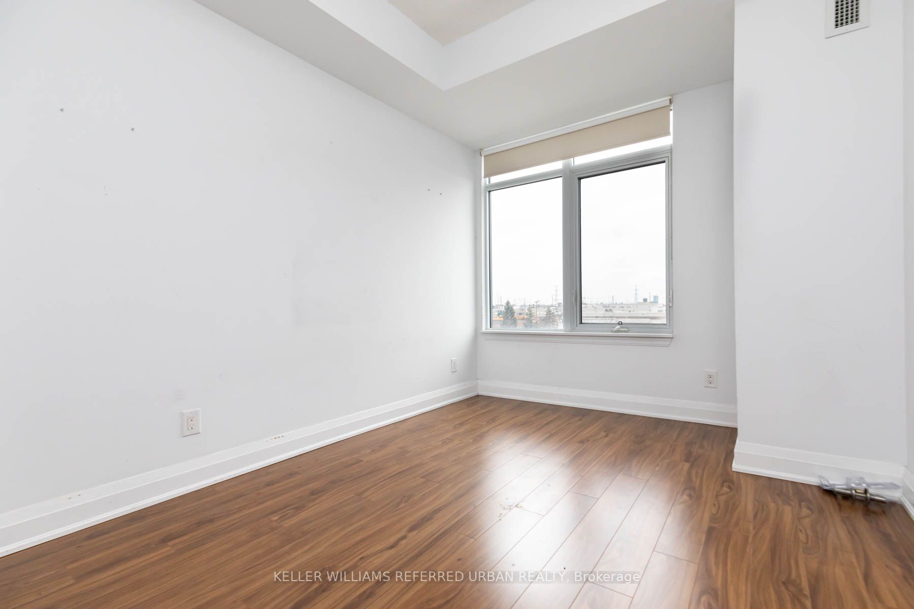 24 Woodstream Blvd, #403
