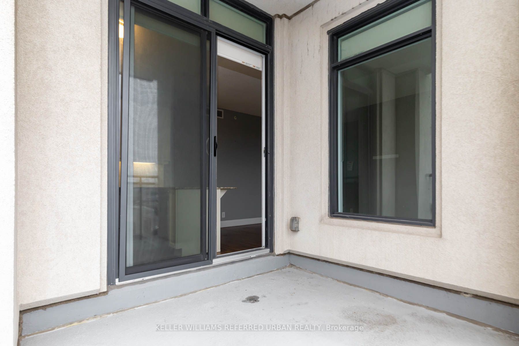 24 Woodstream Blvd, #403