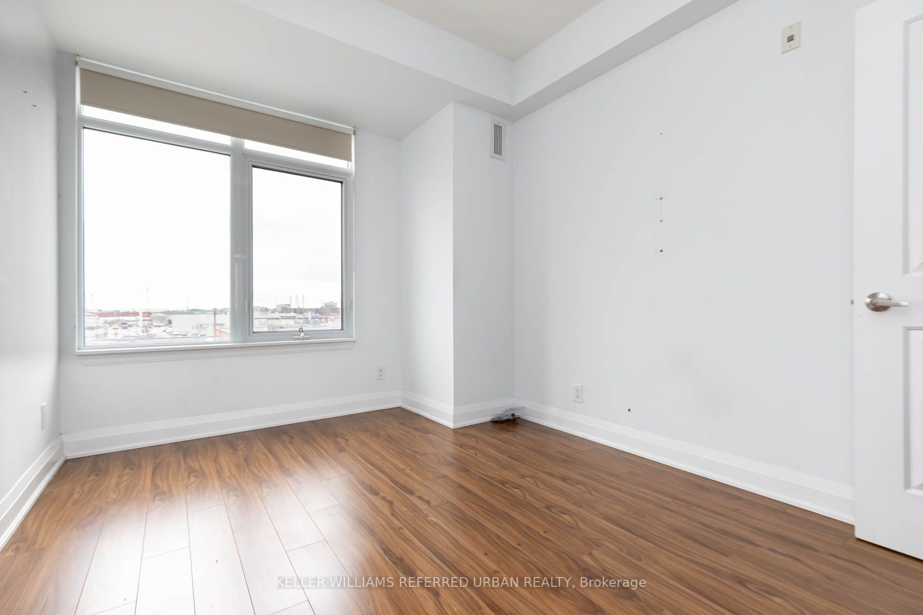24 Woodstream Blvd, #403