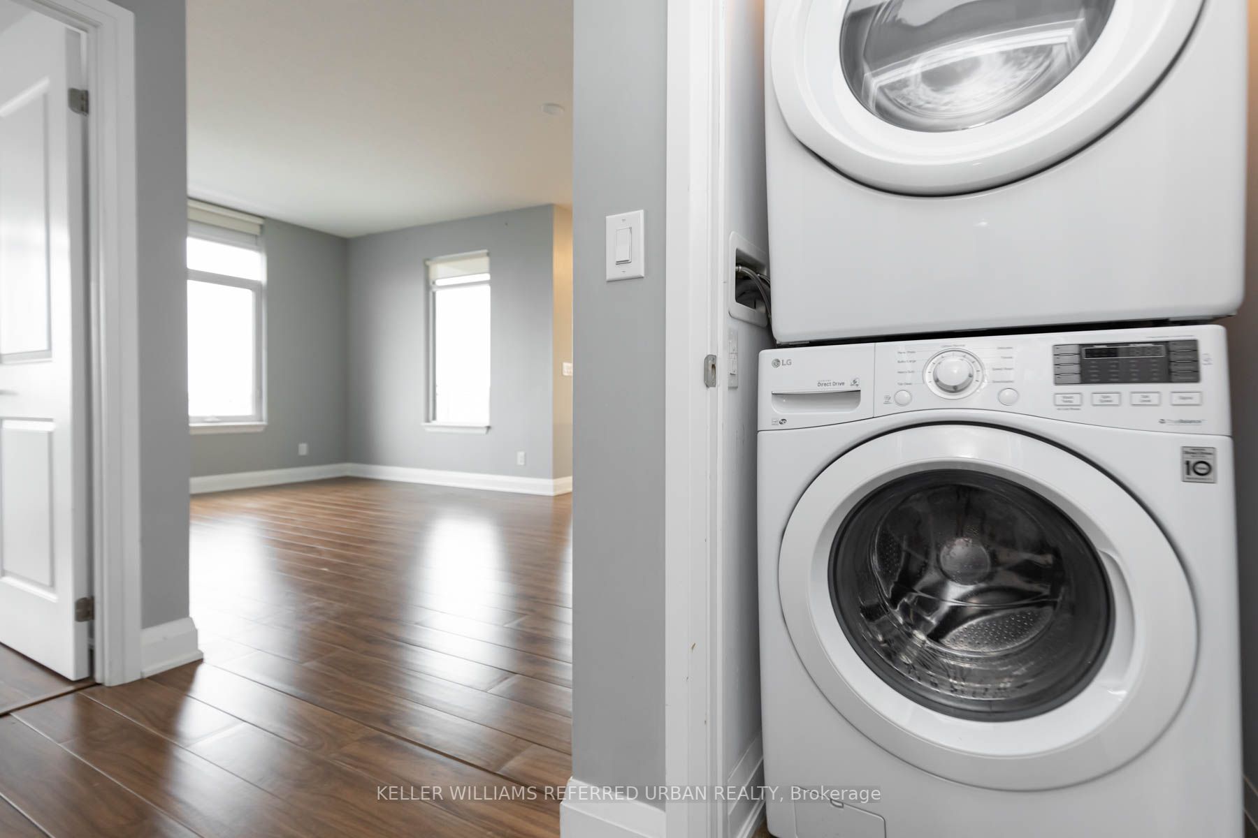 24 Woodstream Blvd, #403