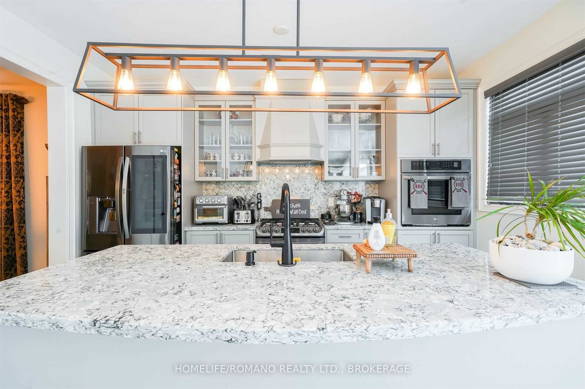 833 Langford Blvd