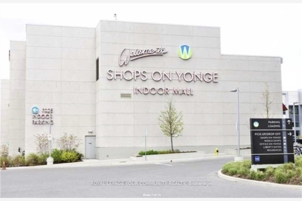 7181 Yonge St