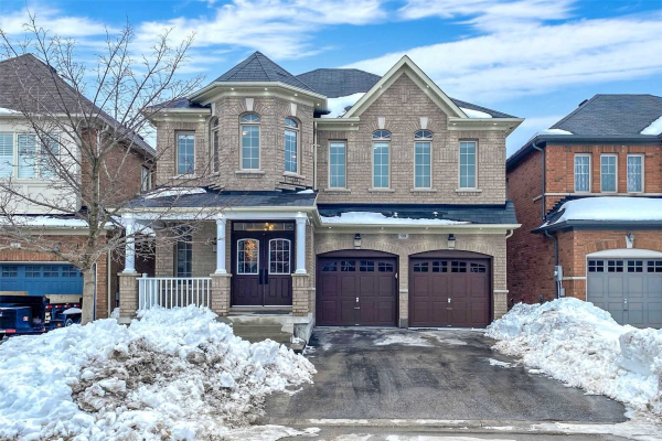 90 Maplebank Cres, Whitchurch-Stouffville