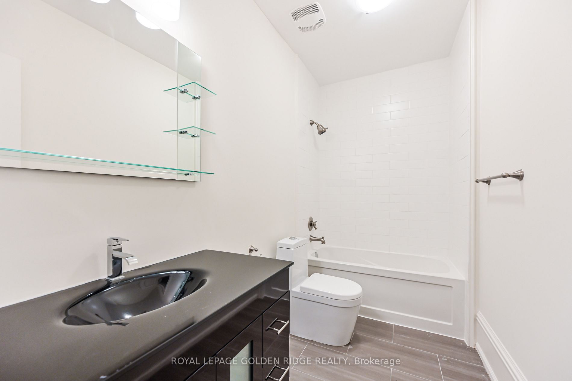Listing N6056320 - Large Photo # 40