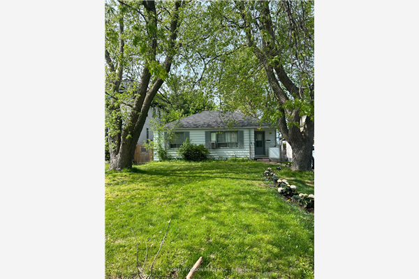 76 Highland Park Blvd